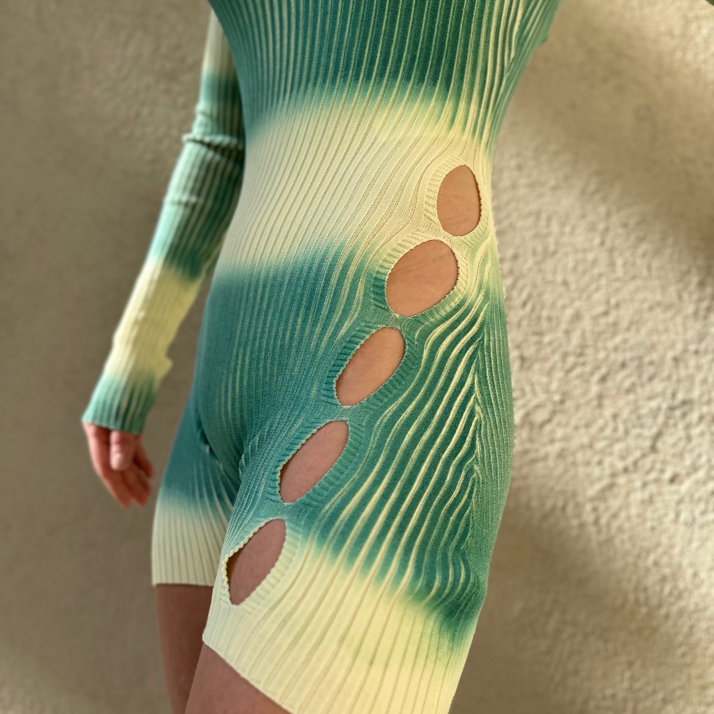 Women's  Romper Little pretty things - Picture 5 of 7